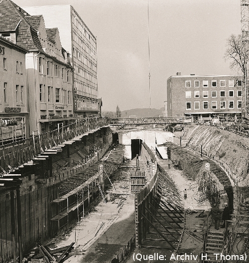 Foto: Blick auf die Baustelle des Rathaustunnels.